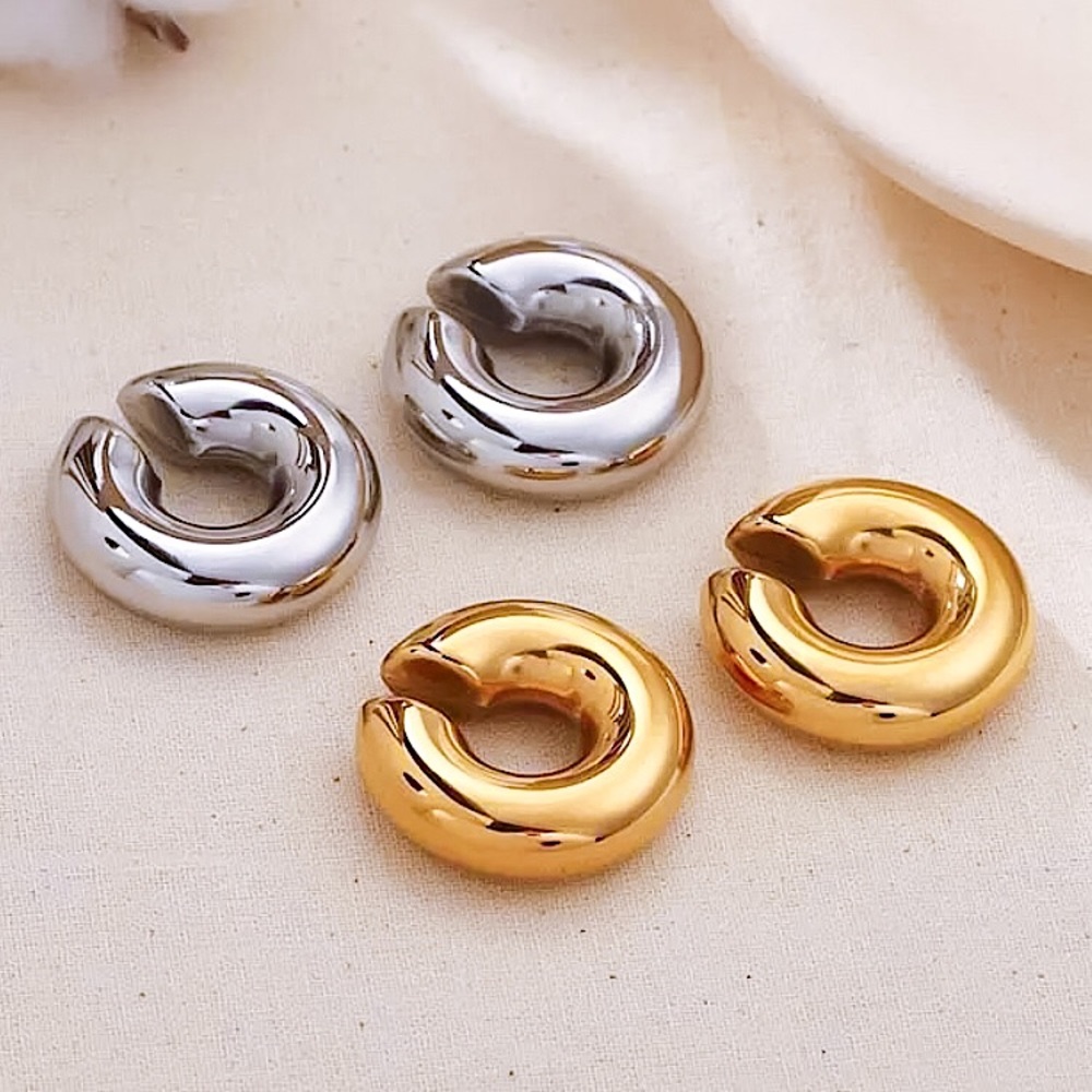 ⚜️𝟯𝟬%𝗢𝗙𝗙 𝗯𝘂𝗻𝗱𝗹𝗲𝘀 𝟯+⚜️ NEW 2 Large Chunky Ear Cuffs Set - Picture 12 of 14